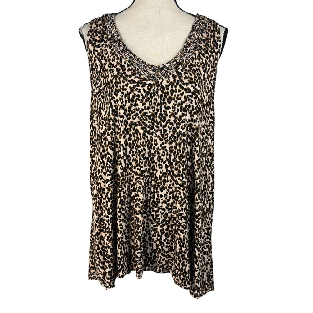Maurices SZ 3 (1X-Large) Tank Top Leopard Stretch Racerback V-Neck Hi-Low Hem